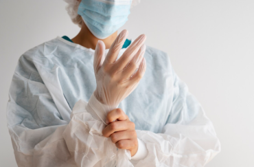 Фото Как проходит коррекция устранения втянутости в области груди