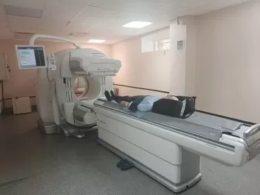 Фото Таргетный удар по опухоли: челябинские онкологи внедрили новейший радиоактивный метод лечения рака
