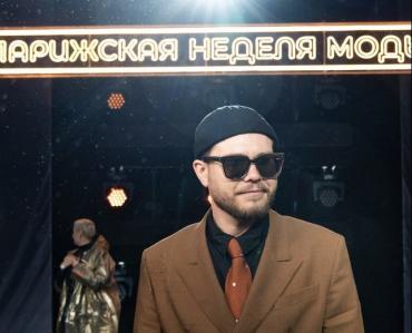 Фото Мода в глубинке: историк посетил «Парижскую неделю моды» в челябинском селе