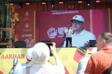 Фото Алексей Текслер дал старт XXXII Всероссийскому Бажовскому фестивалю
