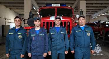 Фото В Каслях двухлетний мальчик запер себя в квартире