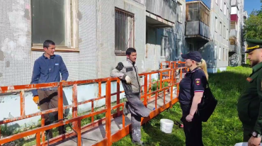 Фото   В Чебаркуле мигрантов проверили военные следователи