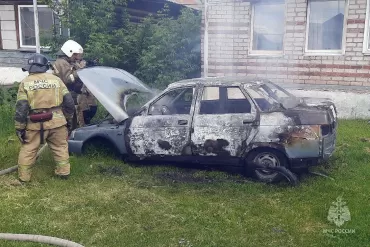 Фото В Каслях вспыхнул легковой автомобиль