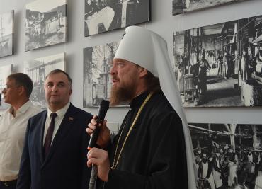 Фото В Челябинске в зале Союза художников открылась фотовыставка «Наш Афон»