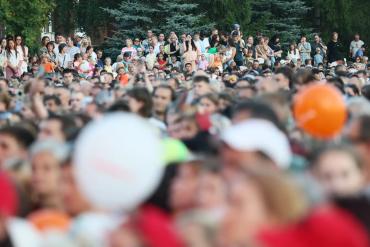 Фото «Захару» 82 года: в Миассе прошёл праздник в честь первого выпуска легендарного автомобиля