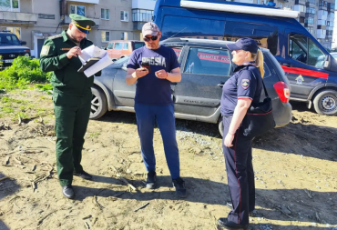 Фото В Чебаркуле проверили соблюдение правил воинского учёта среди новых граждан РФ 
