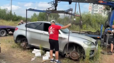 Фото Улицы Челябинска освобождают от автохлама