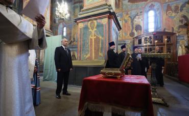 Фото Путин посетил место обретения мощей Дмитрия Донского в соборе Кремля (фото и видео)