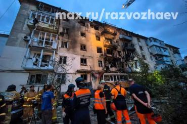 Фото Атака БПЛА на Севастополь 28 августа: четверо раненых, повреждены пятиэтажка, детсад и отель (видео, фото)