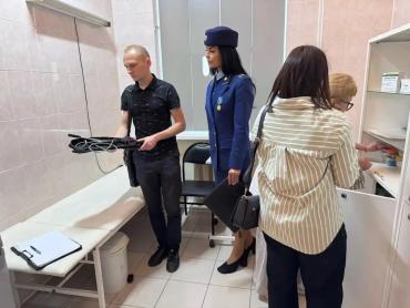 Фото Прокуратура Копейска проверила изолятор временного содержания