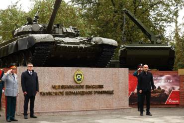Фото В России отмечают День танкиста: Танкоград кует новую броню