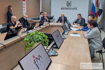 Фото В Магнитогорске выбрали логотип века