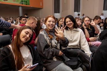 Фото Стартовал набор в Школу КВН Юниор-лиги «Школьная Уралка»