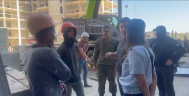 Фото Работников стройплощадок микрорайона Привилегия проверили силовики (ВИДЕО)