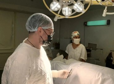Фото В первой горбольнице Челябинска провели лапароскопическую кишечную пластику мочеточника