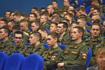 Фото Поэзия Донбасса нашла отклик в душах будущих офицеров