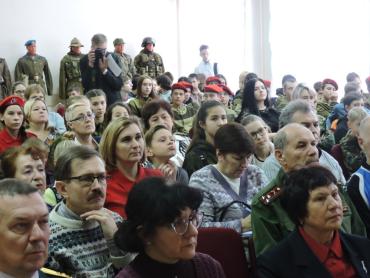 Фото В Челябинске водитель насмерть сбил пешехода и скрылся с места ДТП