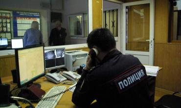 Фото Челябинские полицейские задержали подозреваемого в уличном грабеже