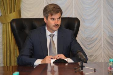 Фото Евгений Редин поручил всем ведомствам обратить внимание на организацию детского отдыха в Челябинской области