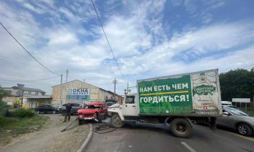 Фото В Магнитогорске грузовик на встречке врезался в «Ниву», ее водитель умер в больнице