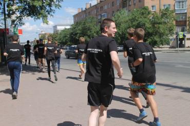 Фото В Челябинске прошел антинаркотический пробег