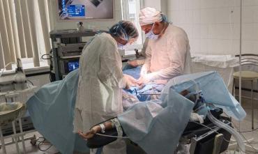 Фото Гинекологи ЧОКБ удалили гигантскую опухоль яичника пациентке из Аши