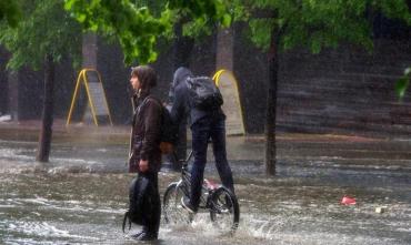 Фото В понедельник в Челябинской области дожди и грозы