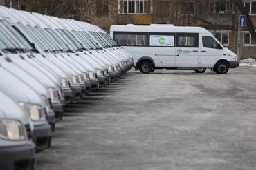 Фото С понедельника цена проезда повысилась на 11 маршрутах Челябинска. Впереди новое повышение