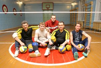 Фото Призеры чемпионата области по волейболу - спортсмены с нарушением опорно-двигательного аппарата - ищут спонсоров
