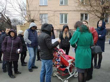 Фото В Челябинской области загорелся «Грузинский двор»