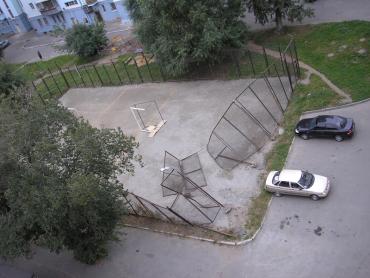 Фото Тренировкам спортсменов челябинской школы олимпийского резерва «Конас» помешал трактор водопроводчиков