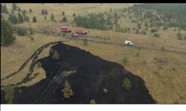 Фото На юге Челябинской области продолжается работа по ликвидации крупных ландшафтных пожаров