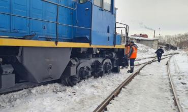 Фото РЖД: В Челябинской области тепловоз сошел с рельсов не на путях ЮУЖД