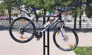 Фото В Челябинске установили обещанные Виктором Ереклинцевым мобильные пункты ремонта велосипедов