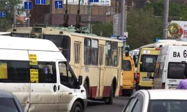 Фото Челябинцы жалуются мэру на водителей 128-й маршрутки и на ситуацию с транспортом в целом