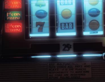 Фото Семеро челябинцев проводили азартные игры в подвале