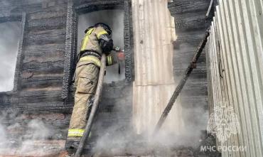 Фото Первого мая в Челябинской области на пожарах погибли два человека