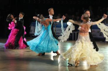 Фото В Челябинске стартовал XIII турнир на Кубок губернатора по спортивным бальным танцам