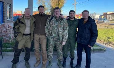 Фото Бывший главный омоновец Челябинска посетил бойцов в ЛНР и ДНР