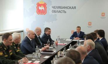 Фото Медведев провел в Челябинске заседание рабочей группы Военно-промышленной комиссии РФ
