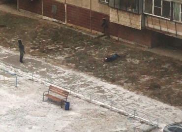 Фото В Челябинске с седьмого этажа упала девушка