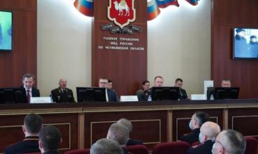 Фото Алексей Текслер поблагодарил южноуральских полицейских за работу