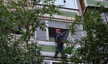 Фото В Челябинске бдительные пенсионерки вызвали к подруге спасателей 