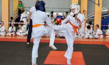 Фото В Курчатовском районе прошли соревнования для молодежи по киокусинкай каратэ