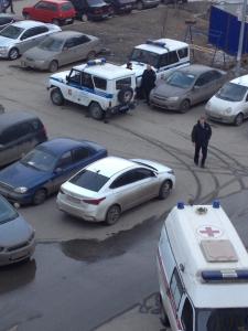 Фото В подъезде «Паркового» нашли труп мужчины