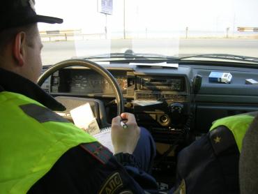 Фото В Златоусте женщина получила серьезные травмы: грузовик переехал ее ноги 