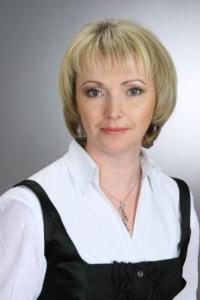 Фото Ирина Гехт рассказала жителям Коркинского района о соцподдержке