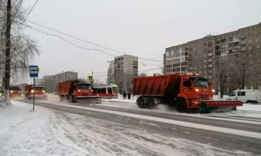 Фото Дорожная техника Челябинска готова к зиме