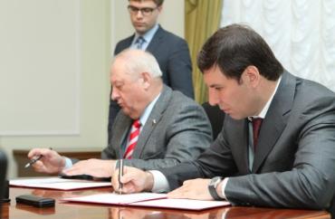 Фото Челябинская область будет развивать фармацевтику