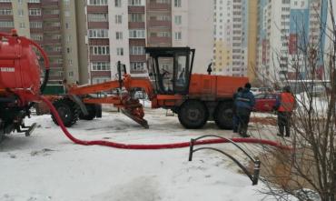 Фото В Челябинске устранена авария на водоводе, в результате которой пять домов остались без воды